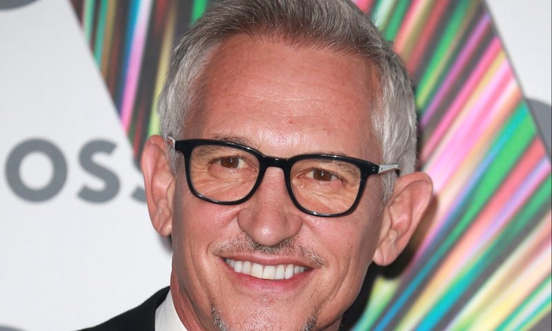 אחרי הסערה: מגיש הכדורגל חוזר לתפקידו