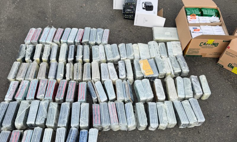 מאות ניידים ועשרות כרטיסי סים: סוכלה הברחת ענק לרצועת עזה