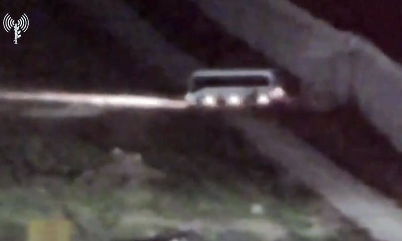 תיעוד: רגע כניסת החטופות לשטח מדינת ישראל