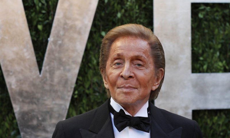 בגיל 93: הלך לעולמו מעצב האופנה ולנטינו גאראווני