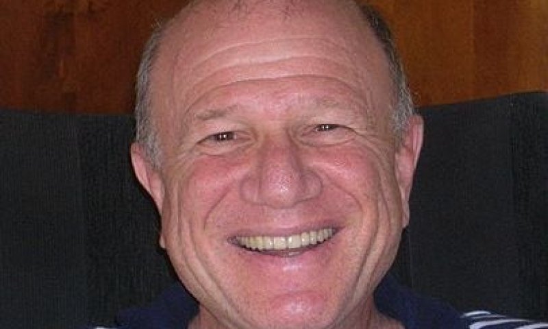 מוזיאון גוש קטיף: זו בושה לתת פרס לנחמיה שטרסלר