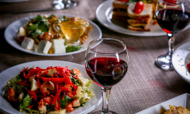 לא יאכלו רק את הראש: זה תפריט ארוחת הערב של שרי החוץ