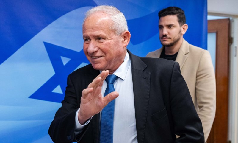 מי הם 'הבריונים'? סיבוב הפרסה של אבי דיכטר