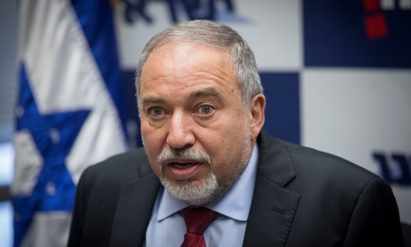 זועמים על "בצלם": "שקרנים; חצו גבולות"