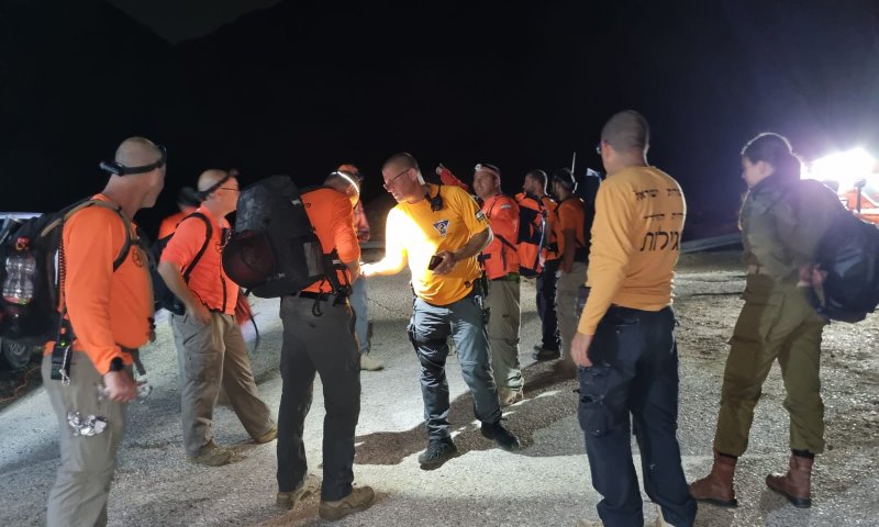 6 מטיילים נתקעו בנחל תמרים שבמדבר יהודה