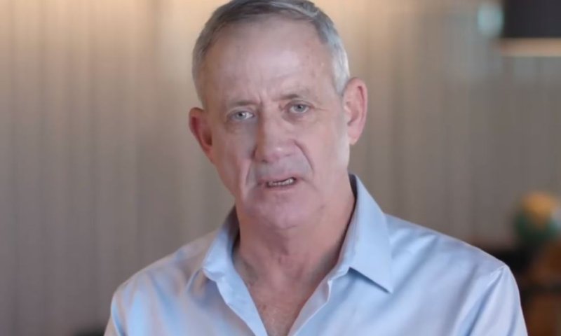 "ישראל לפני הכל": בני גנץ חושף את סיסמת הבחירות שלו