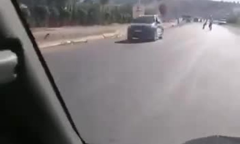 תקיפה אווירית בלבנון לעבר רכב בכביש ביירות-דמשק