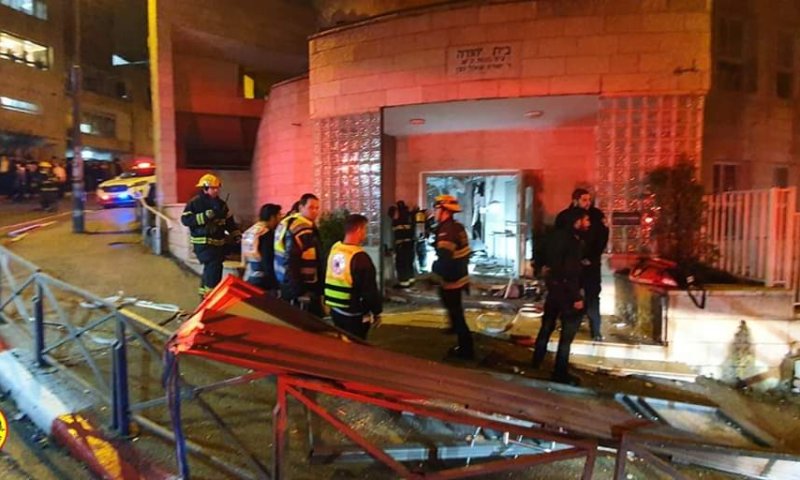פיצוץ גז החריב בית כנסת בשכונת בית וגן בירושלים
