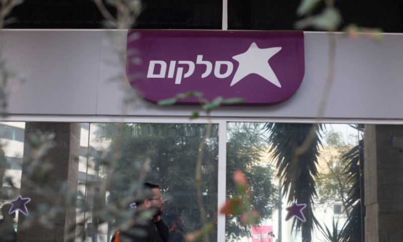 בדרך לעסקת ענק: מגעים למיזוג בין הוט וסלקום