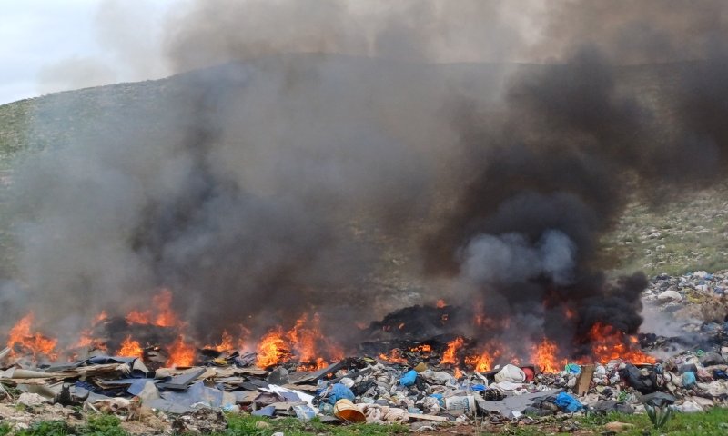 שריפות הזבל: "זה לא רק ריח רע, זה פשוט סרטן"