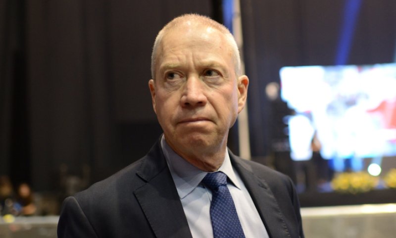 גלנט בעוד מתקפה על בנט: "מעשה ילדותי"