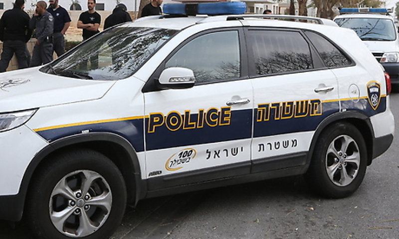 נחשד בפדופיליה, המשיך לעבוד כשוטר ותקף בת 6