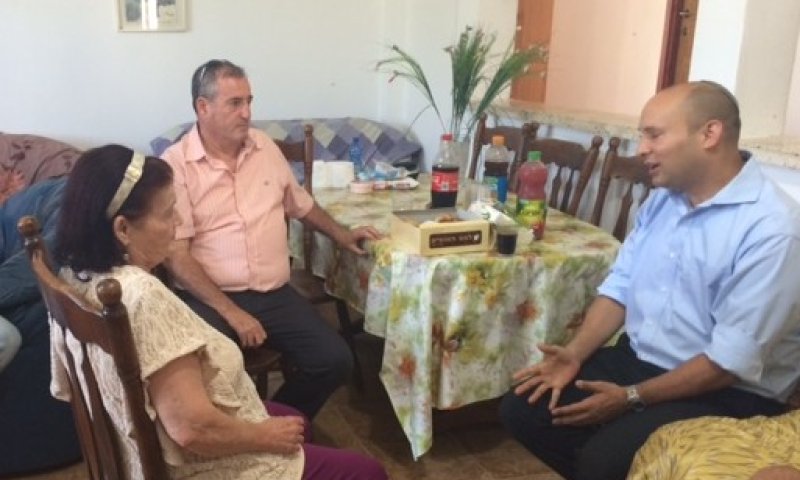 "תלמידי ישראל לא יצפו בהצגה שפוגעת בזכר בנכם"