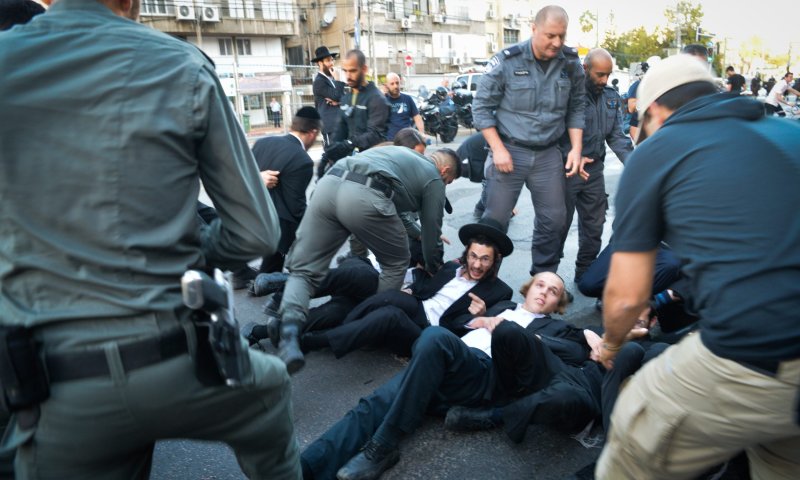 בעקבות ההפגנות החרדים: אלו מוקדי התחבורה שהושבתו