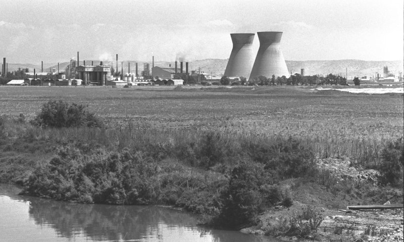 היום בהיסטוריה: פעולת לח"י במכלי הדלק בחיפה