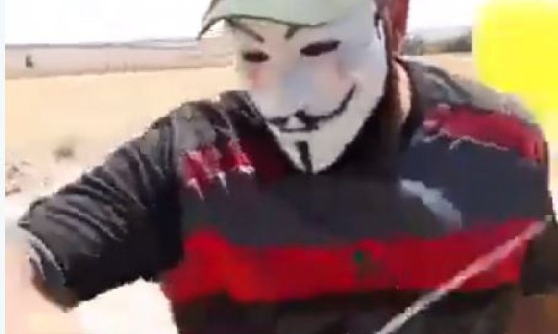 בנט חשף בסרטון: "תכירו מחבל. לא ילד, מחבל"