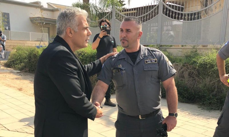 לפיד בבאר שבע: "ככה צריך להיראות הבית של סינוואר"