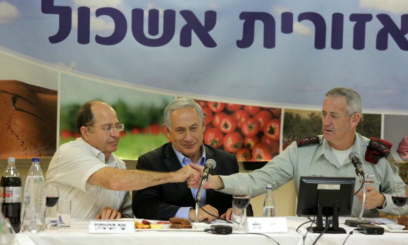 גנץ: "בניגוד לפרסומים, לא נשב בממשלה עם נתניהו"