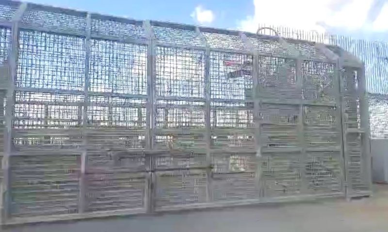 גם מעבר ניצנה נחסם: משאיות הסיוע חזרו למצרים