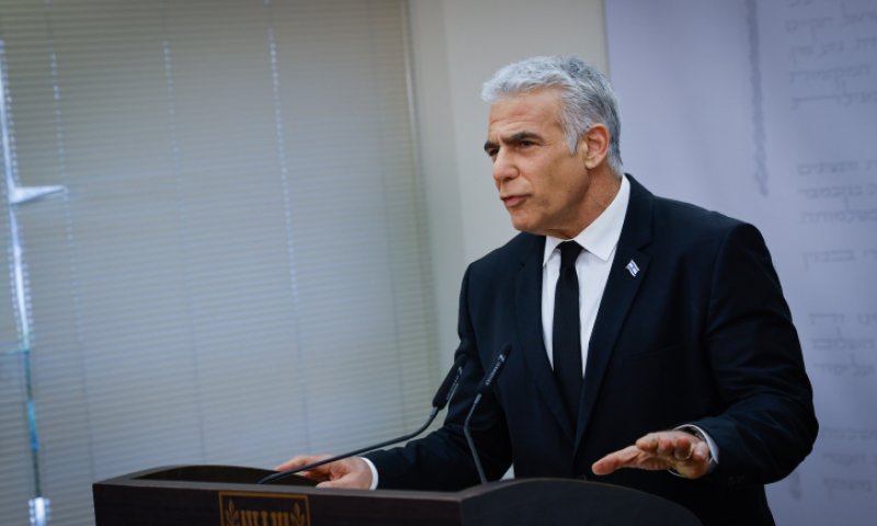 לפיד למפכ"ל: המשטרה לא צריכה להפעיל מכת"זיות