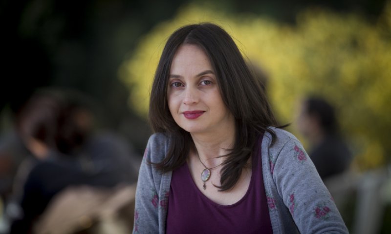 גילית חומסקי לסרוגים: ספר טוב יכול להיכתב בכל מגזר
