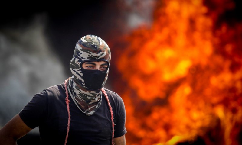 בנט יודע? סגן השר יאיר גולן יגיע לפרובוקציה באביתר