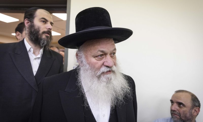 גולדקנופף מטיל פצצה: "אני לא אחכה דקה, אני אתפטר"