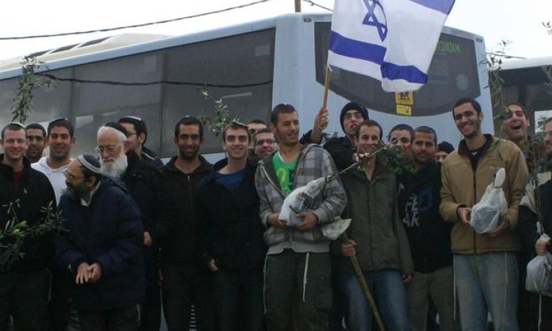 ישיבת ההסדר בחספין בביקור הזדהות וחיזוק במגרון