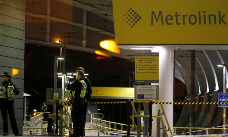 בזמן החגיגות: 3 פצועים בפיגוע דקירה בבריטניה