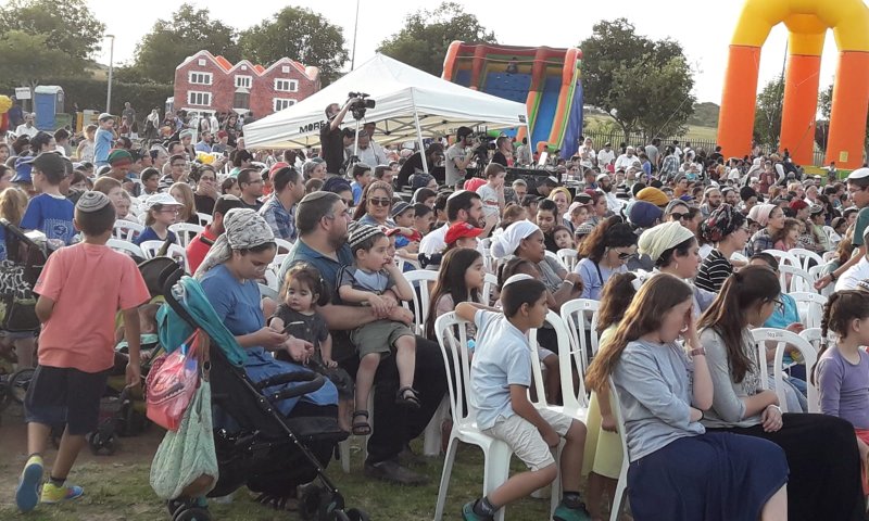 אלפים בחגיגות ההצדעה לגרעינים התורניים של רשת שעלים