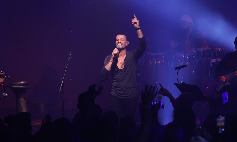 גיא זו ארץ השיק מופע חדש: החברים באו להרים