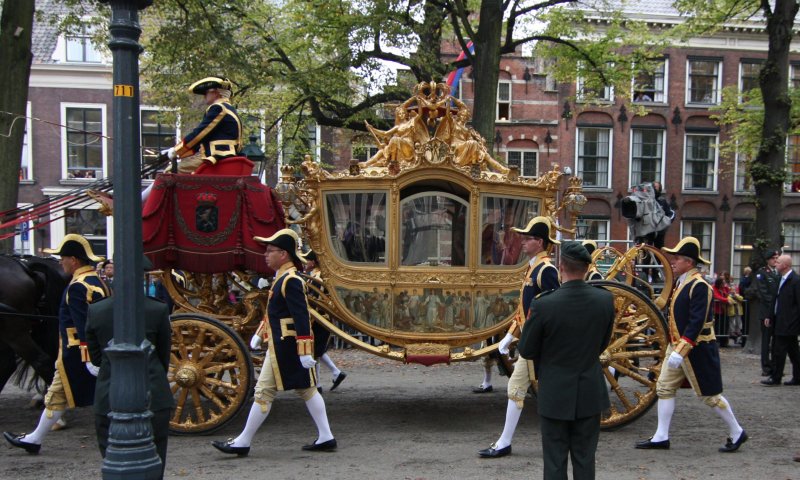 המהפך המפתיע של משפחת המלוכה ההולנדית