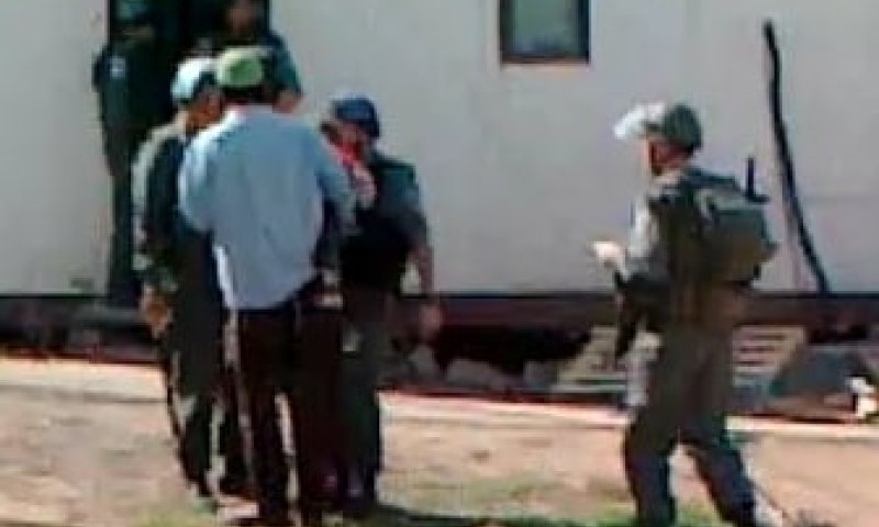 וידאו: שוטר מג"ב איים ברצח על דובר היישוב יצהר