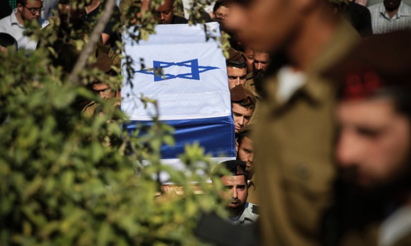 לוחם צה"ל התמוטט ומת; משפחתו דורשת נתיחה
