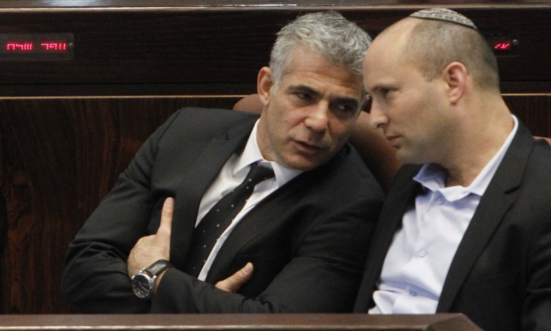 נפתלי בנט שולל שותפות עם יאיר לפיד