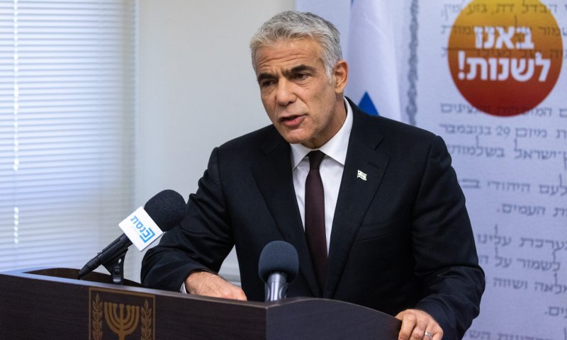 סערה בעקבות ההספד של יאיר לפיד לאלחרומי: 'בושה'