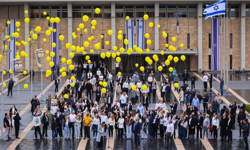 הפרשן הפוליטי: החזרת החטופים היא לא המשימה הכי חשובה
