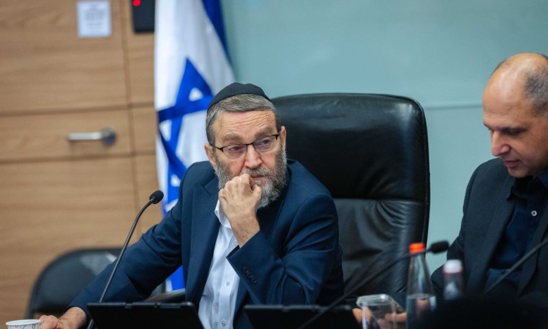 גפני מבקש מנתניהו: מנע עליית ח"כים להר הבית