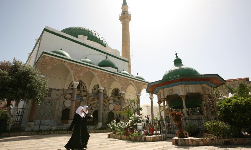 המשטרה ביקשה להרחיק תושב פ"ת ממסגדים