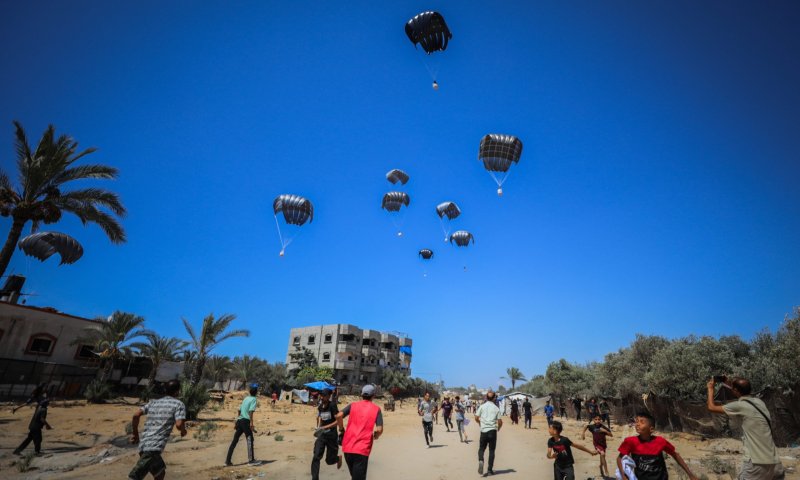 161 חבילות סיוע הומניטרי הוצנחו ברחבי רצועת עזה