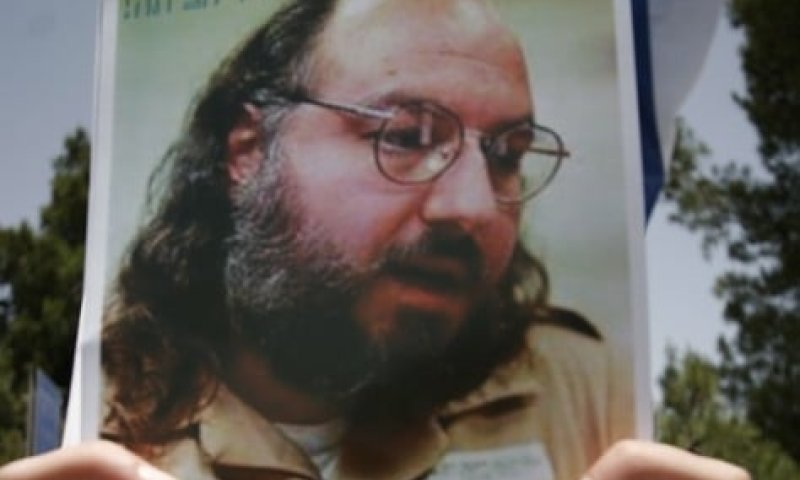 שקד ושי דורשים: לקיים דיון על פולארד בכנסת