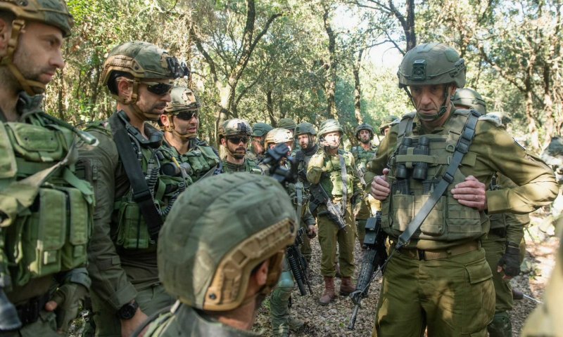 הרמטכ"ל ביקר בגבול לבנון: "לא נחזור למה שהיה קודם"