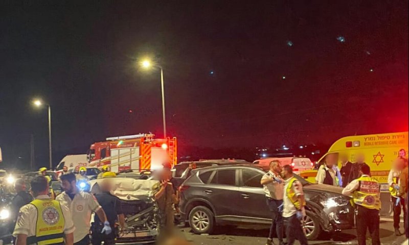 במהלך הלילה: שני הרוגים בתאונה קטלנית בכביש 1