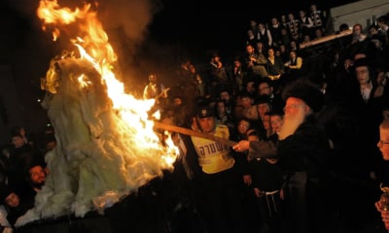 בוטלו כל אישורי הכניסות לאח"מים למירון: "שיעלו בהסעות"