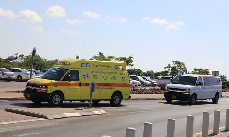 בני משפחתו של אולמרט לא הורשו להכנס לחדרו בביה"ח