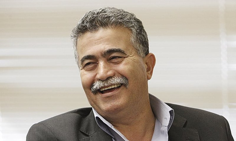 עמיר פרץ יקים "תנועה עממית"