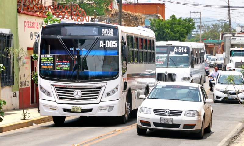 מקסיקו: 15 הרוגים ו-47 פצועים בהתהפכות אוטובוס