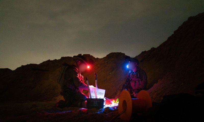 בעזה הושמדו מנהרות, מטוסי קרב תקפו בלבנון