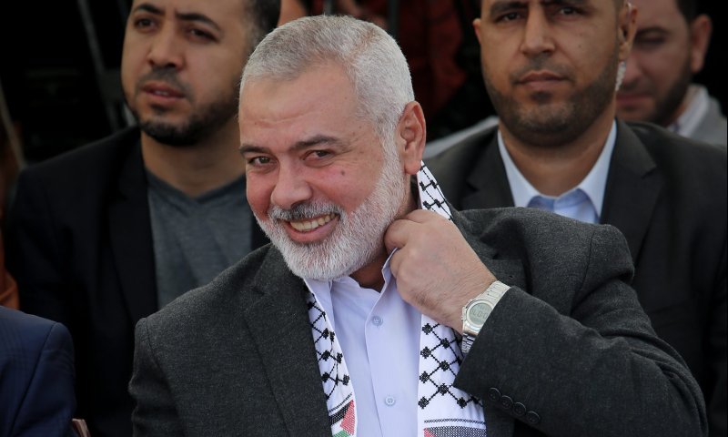 על חשבון תושבי עזה: חיי הזוהר של החמאס נחשפים