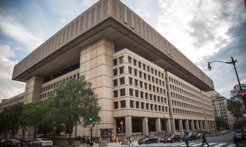 חשד לאירוע דריסה בפיטסבורג: נהג פגע בבניין מטה ה-FBI